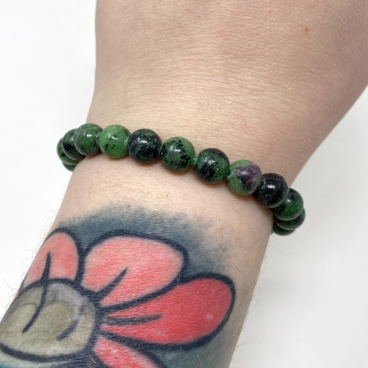 Ruby Zoisite Crystal Gemstone Bracelet 8.5mm Beads