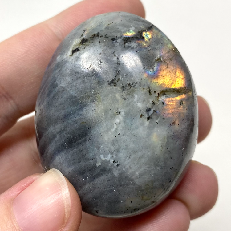 Labradorite Palmstone 17