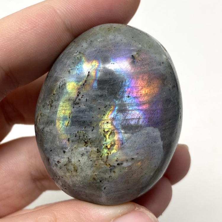 Labradorite Palmstone 17