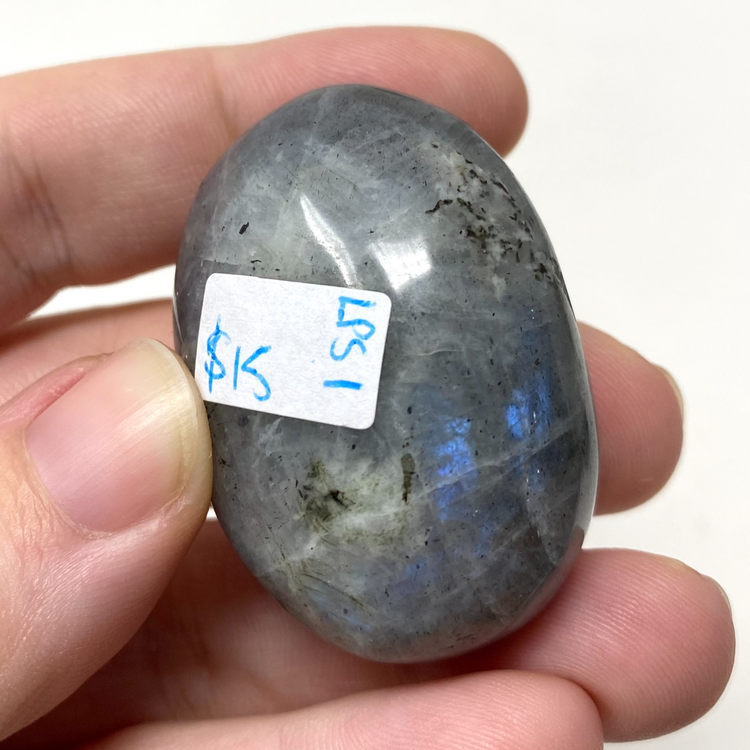 Small Labradorite Palmstone 1
