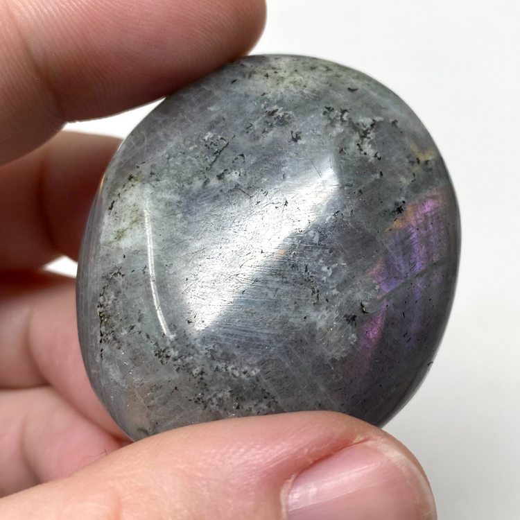 Labradorite Palmstone 14