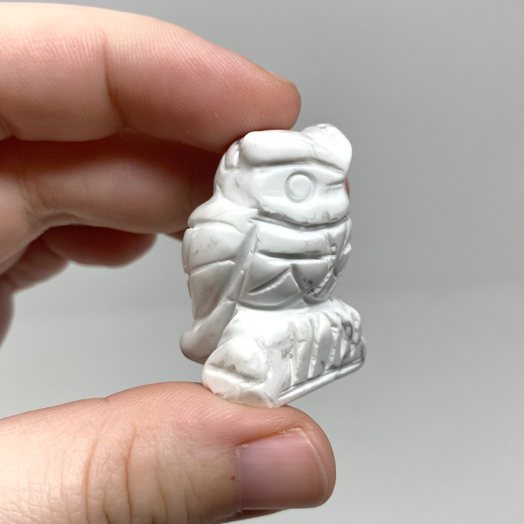 Howlite Owl Carving